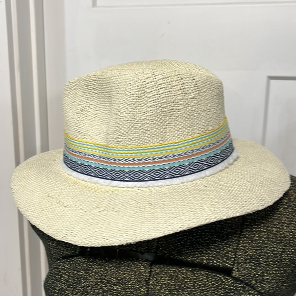 BRONER PAPER HAT - Picture 3 of 16